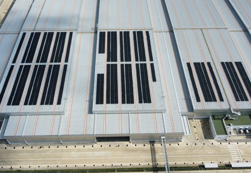 Solar Rooftop Hino F4
